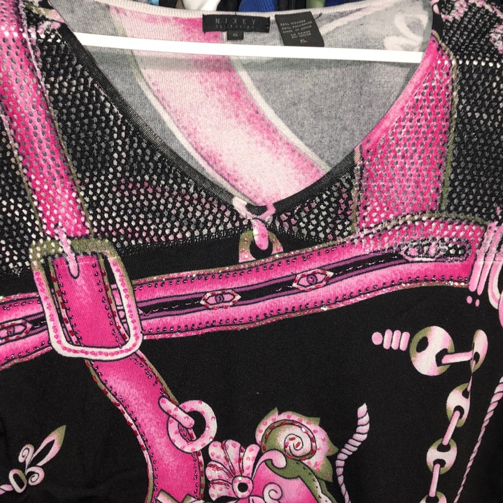 Nikky Collection Women’s Short Sleeve V-Neck Blous